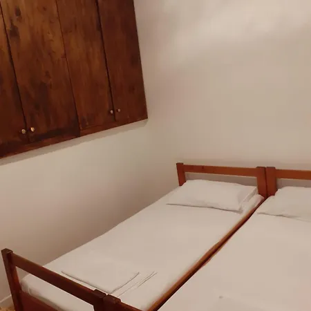 Apartment Blue Sky - 2 Bedroom, Sea View, Parking, Wi-fi, Bbq