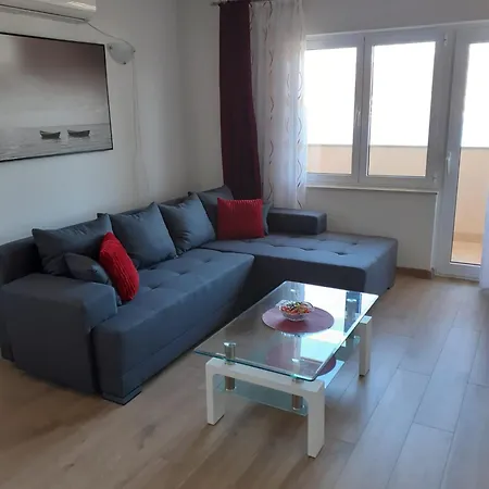 Apartment Blue Sky - 2 Bedroom, Sea View, Parking, Wi-fi, Bbq *