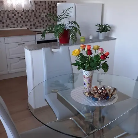 Apartment Blue Sky - 2 Bedroom, Sea View, Parking, Wi-fi, Bbq Trogir