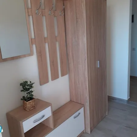 Blue Sky - 2 Bedroom, Sea View, Parking, Wi-fi, Bbq * Trogir